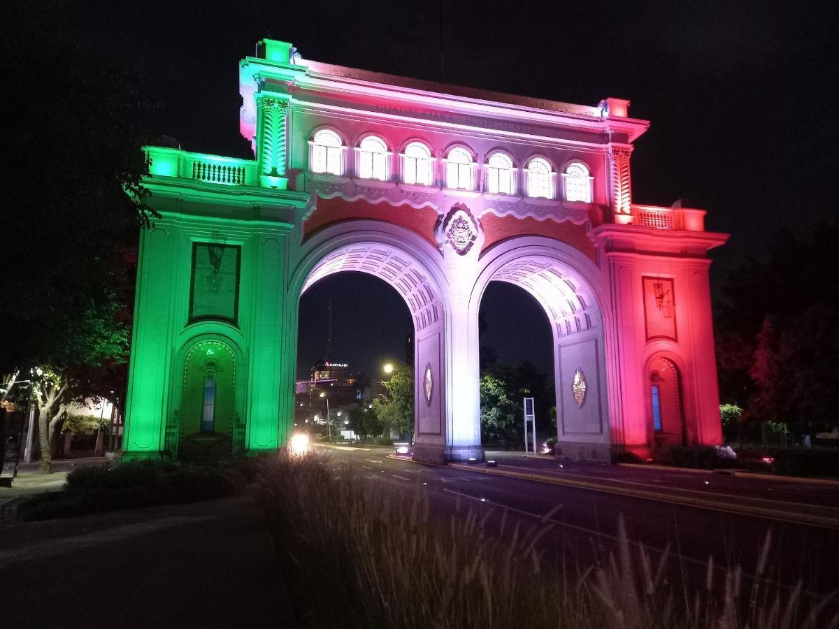 Tu Estancia Guadalajara Buitenkant foto