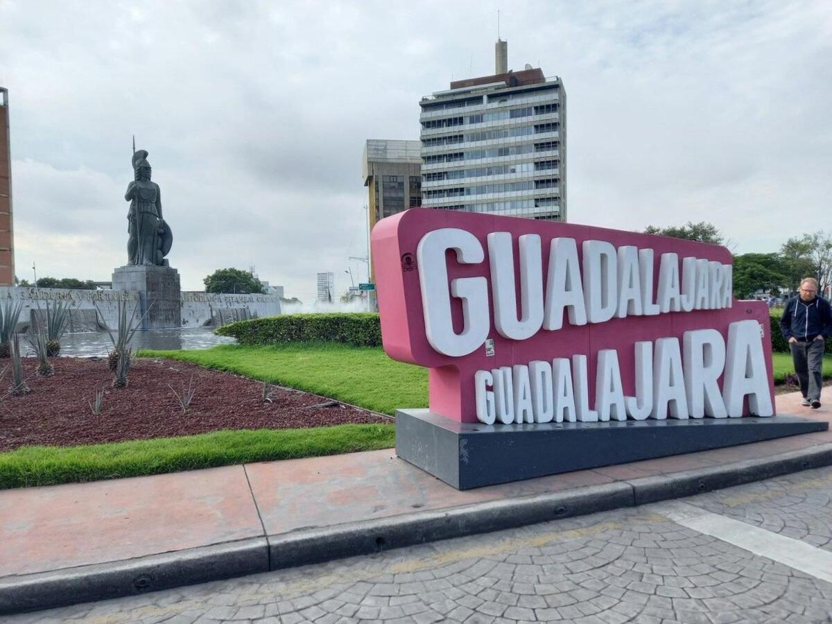 Tu Estancia Guadalajara Buitenkant foto